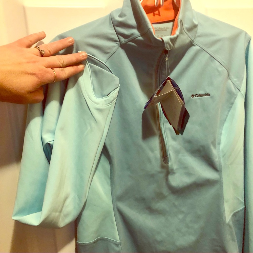 Omni wind block rain proof pullover Small